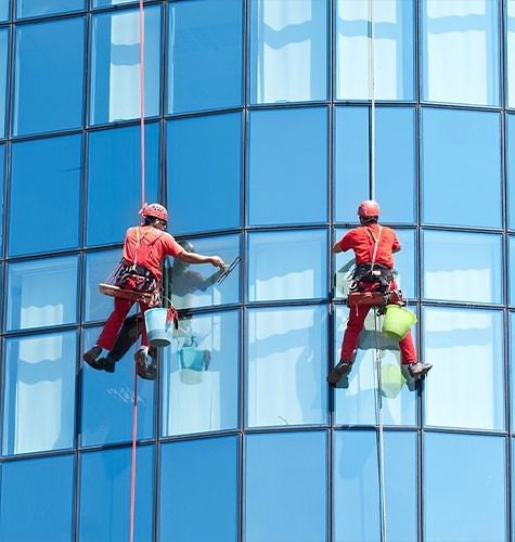 Мытье фасадов промальпинистами в Красноярске